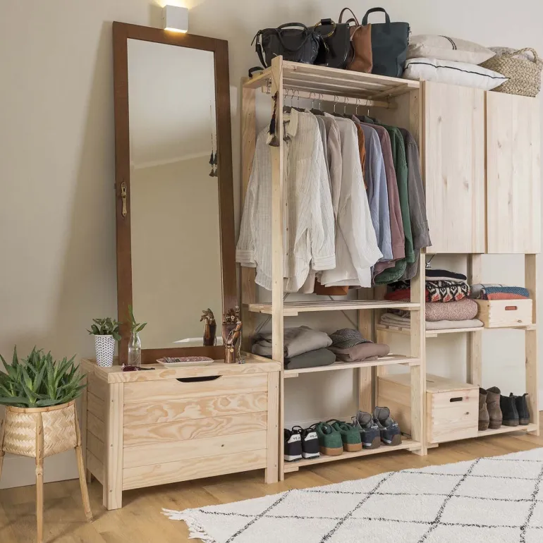 Armoire de rangement en pin massif Nova (76.5 x 40.5 x 79.5 cm)