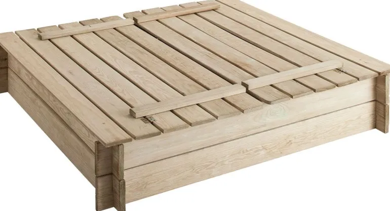 Bac à sable avec Bancs intégrés