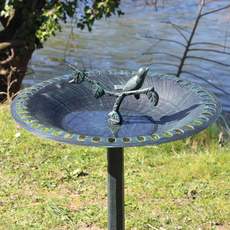 Bassin à oiseaux sur pied en fonte