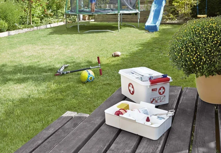 Boite à compartiments 1er Secours Q-line (6 litres)