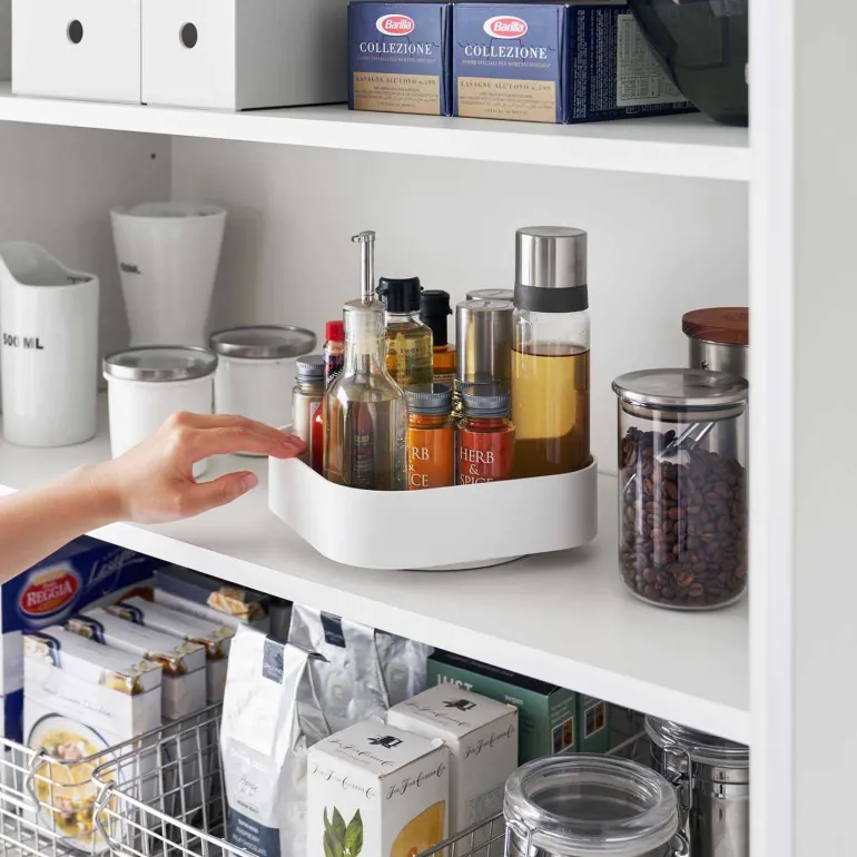 Boîte de rangement rotative en plastique Tower