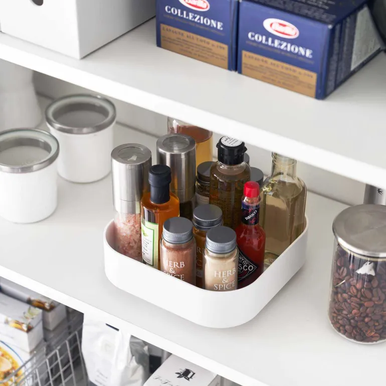 Boîte de rangement rotative en plastique Tower