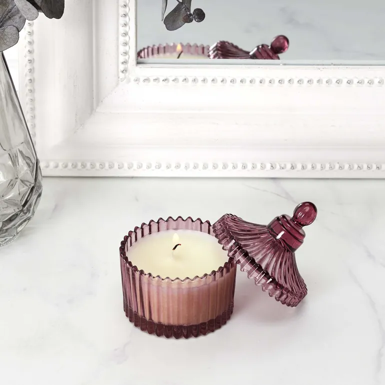 Bougie parfumée écrin en verre Bohème 6.5 x 9 cm (Prune)