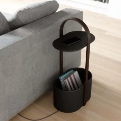 Bout de canapé design range magazine et tablette Hub