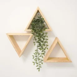 Casier à bouteilles triangulaire en pin Prisma