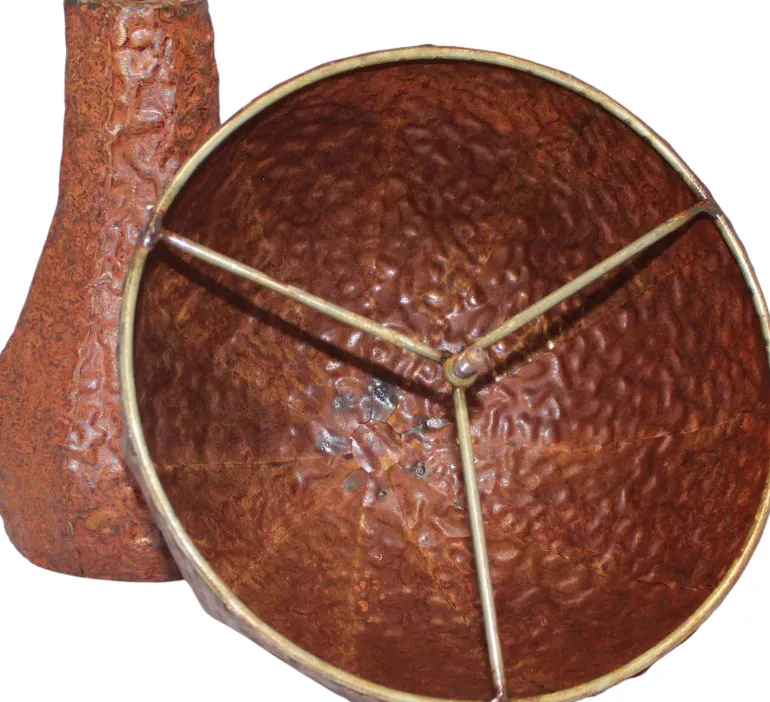 Champignon rond décoratif en acier rouillé 53 x 39 cm