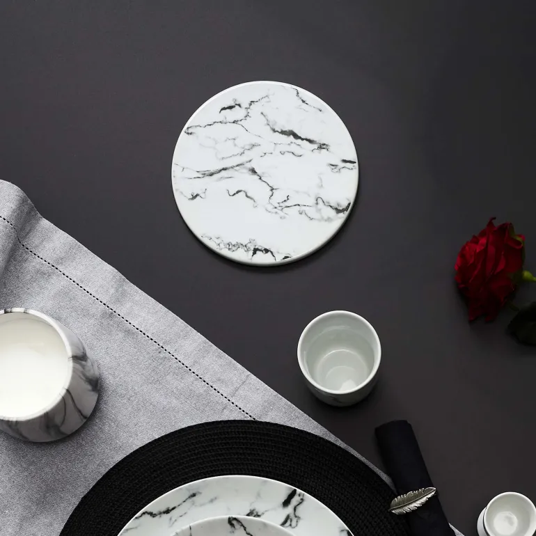 Dessous de plat en porcelaine effet marbre 18 cm