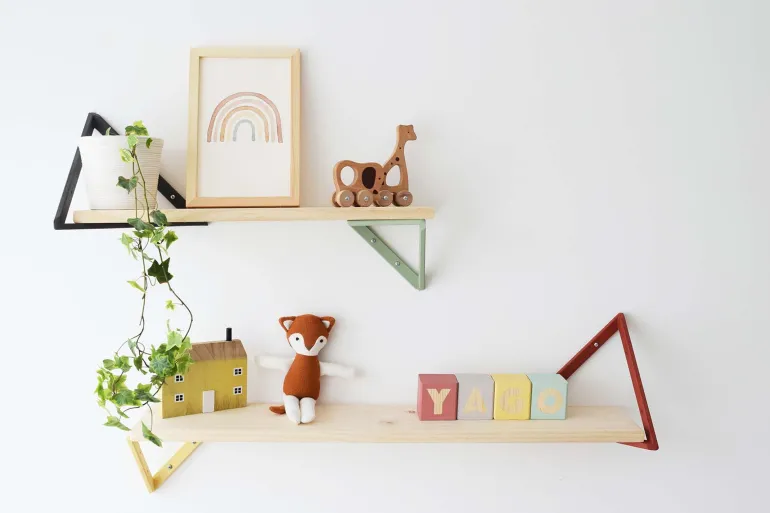 Equerre triangle en pin brut (30 cm)