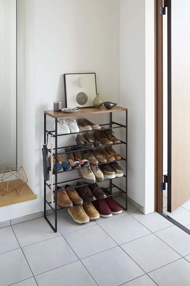 Etagère à chaussures en métal et bois Tower (Noir)