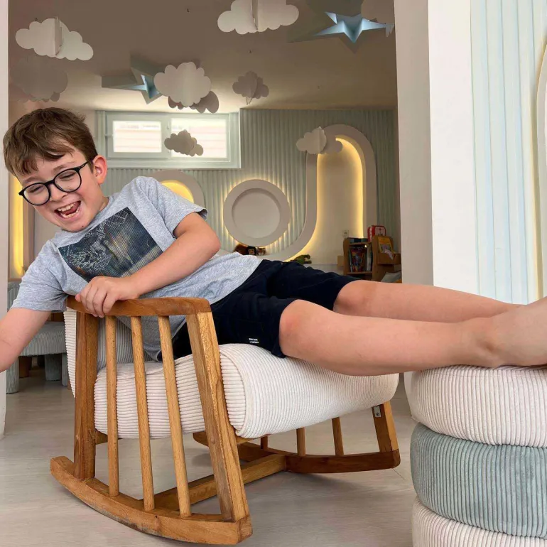 Fauteuil à bascule pour enfant Kleamini