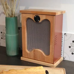 Garde-manger en acier galvanisé et bois