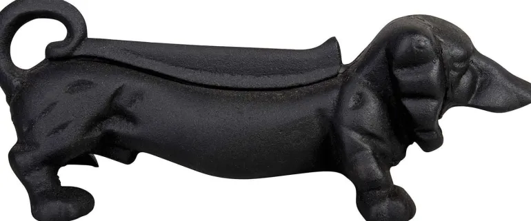 Gratte pieds en fonte teckel