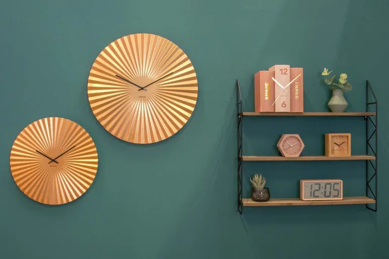 Horloge design en métal Sensu (Doré)
