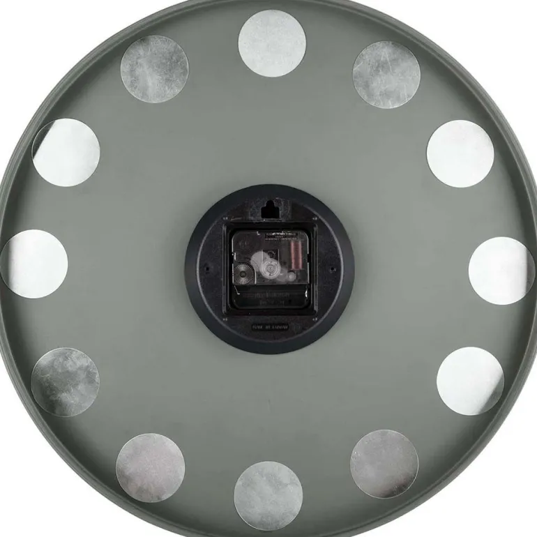 Horloge en métal chiffres gravés Charm (Vert)