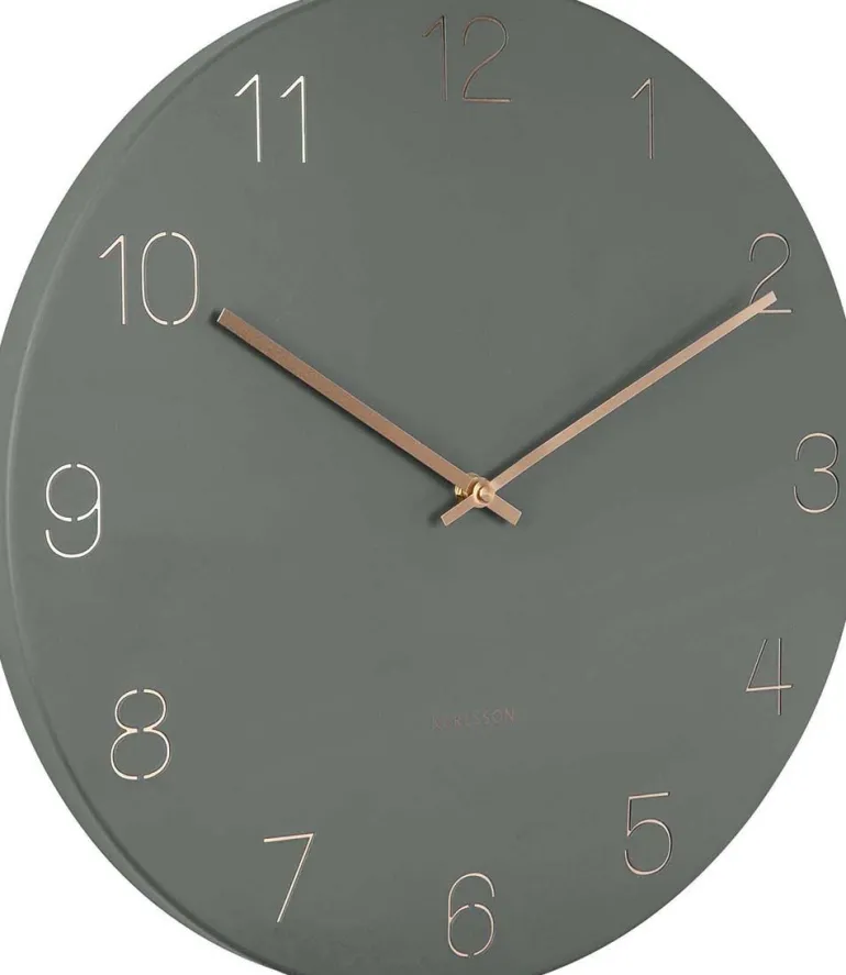 Horloge en métal chiffres gravés Charm (Vert)