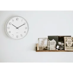 Horloge en métal mat Lofty (Blanc)