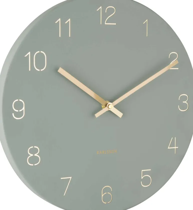 Horloge murale en métal Charm