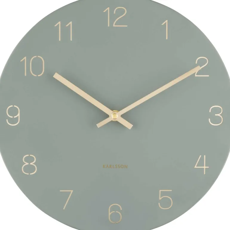 Horloge murale en métal Charm
