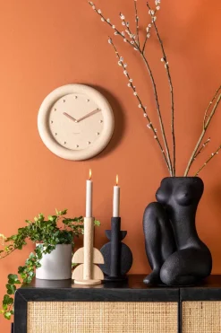 Horloge ronde en résine Petra 30 cm (Marron sable)