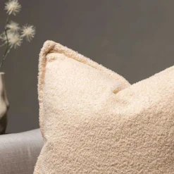 Housse de coussin 60x60 cm Tuva (Blanc cassé)