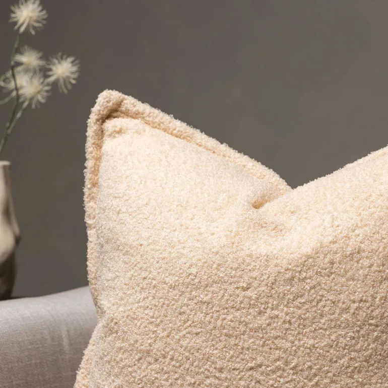 Housse de coussin 60x60 cm Tuva (Blanc cassé)