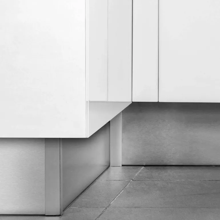 Kit de plinthes de cuisine avec accessoires Plasline (Satiné)