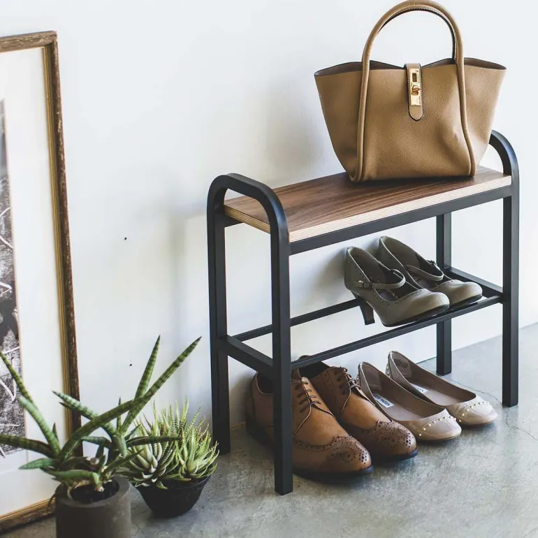 Meuble à chaussures en acier Tower shoe (Noir)