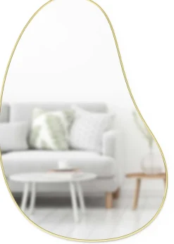 Miroir finition métallique Hubba 61 × 91 cm (Laiton)