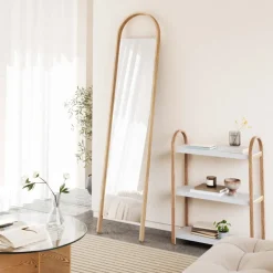 Miroir sur pieds Bellwood