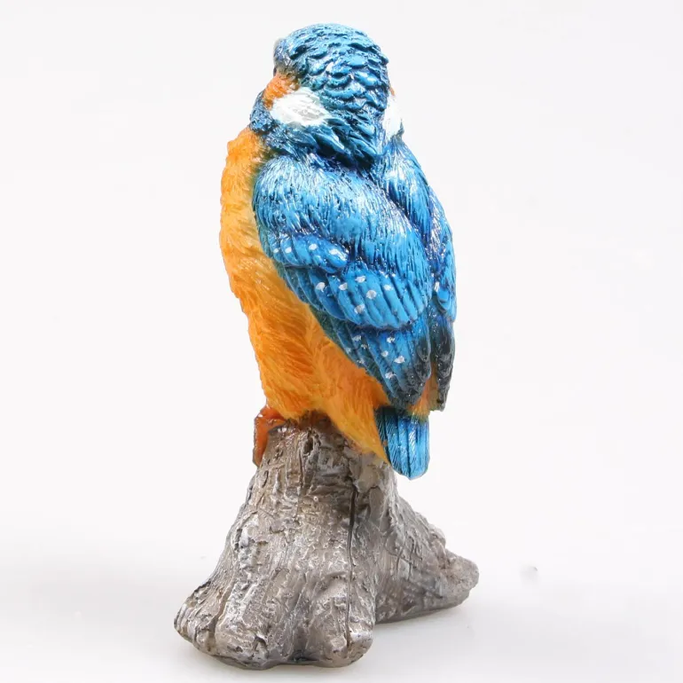 Oiseau martin pêcheur sur tronc en résine (7 x 7 x 11.5 cm)
