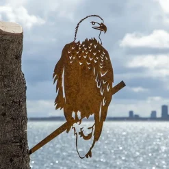 Oiseau sur pique aigle en acier corten