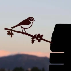Oiseau sur pique pouillot des canaris en acier corten