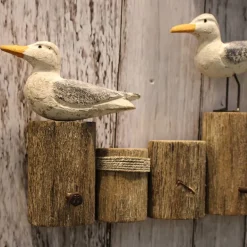 Patère avec oiseaux sur troncs