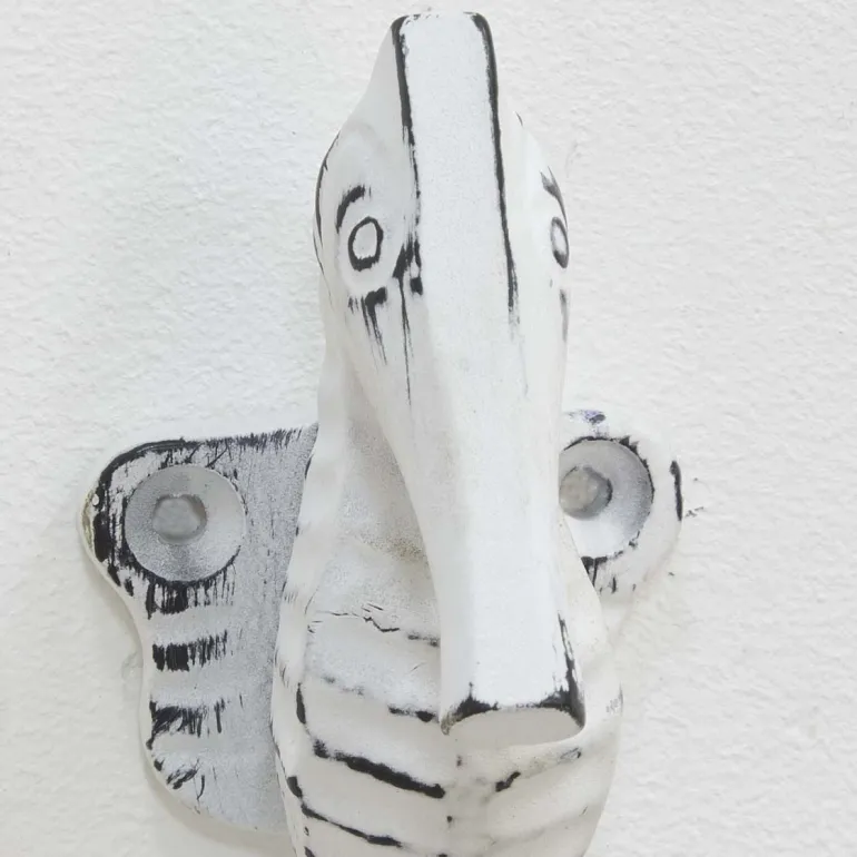 Patère en métal hippocampe 4.5 x 5 x 11 cm (Blanc)