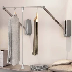 Penderie rabattable murale pour armoire Hang