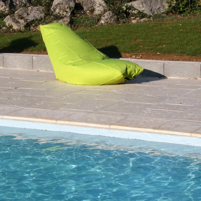 Poire intérieur extérieur en polyester Luna (Vert anis)