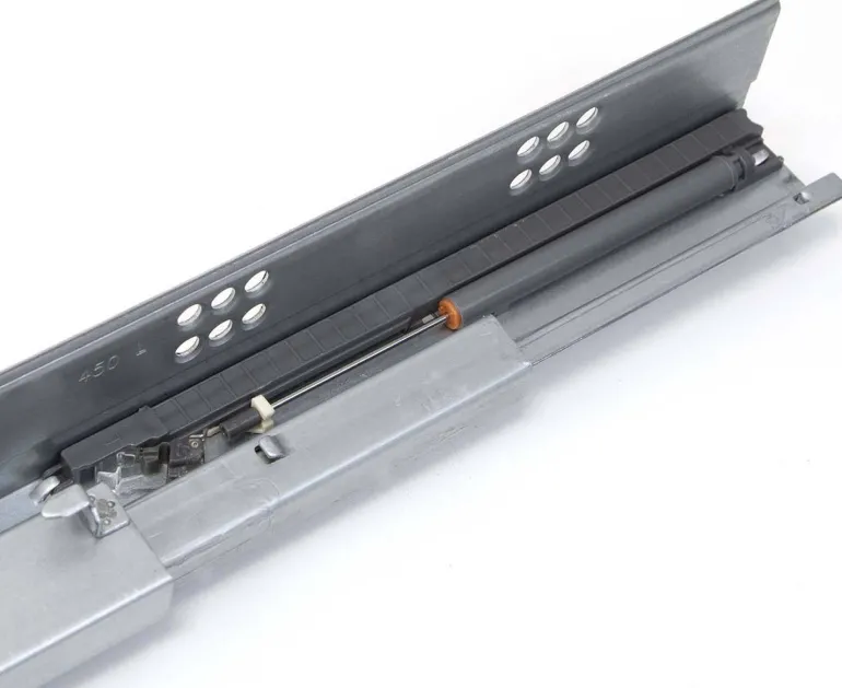 Porte-bouteilles latéral extractible avec fermeture amortie Supra