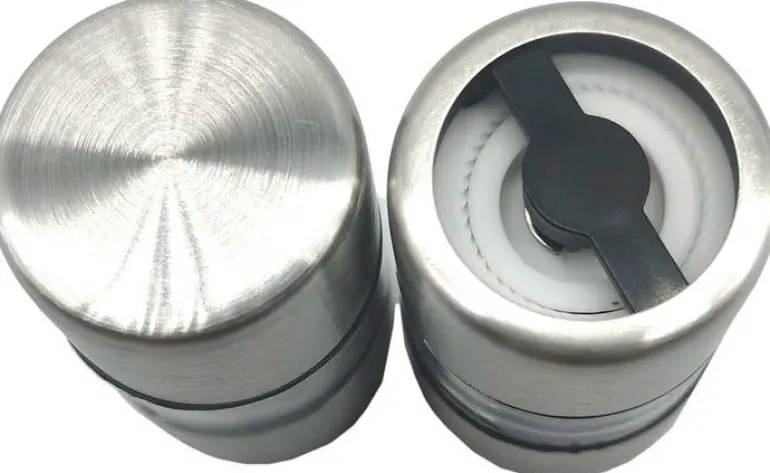 Set de 2 minis moulins sel et poivre en inox