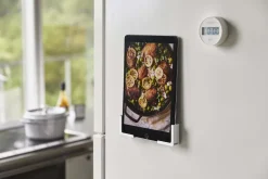 Support smartphone et tablette pour frigo Tower