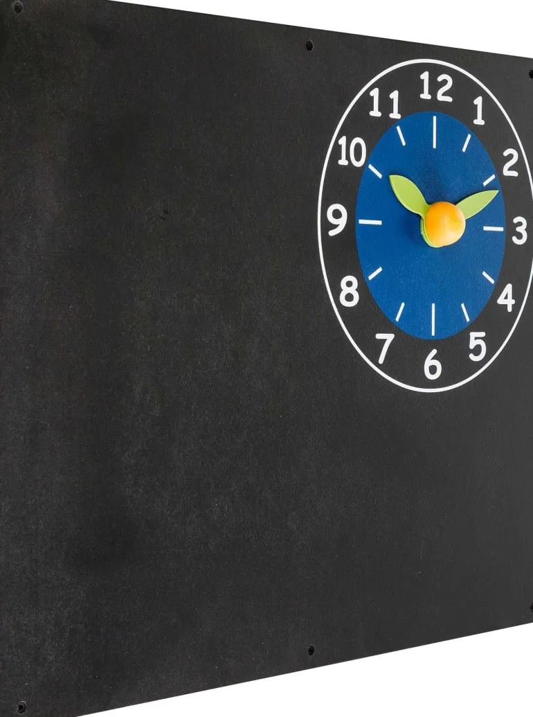 Tableau noir avec horloge à fixer