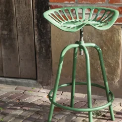 Tabouret avec assise de tracteur en métal (Vert)
