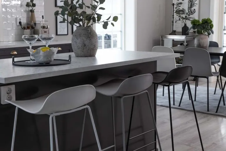 Tabouret de bar en acier et plastique Wave (Gris)