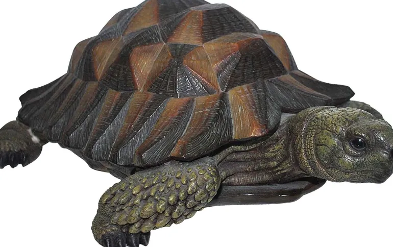 Tortue en résine 32 cm